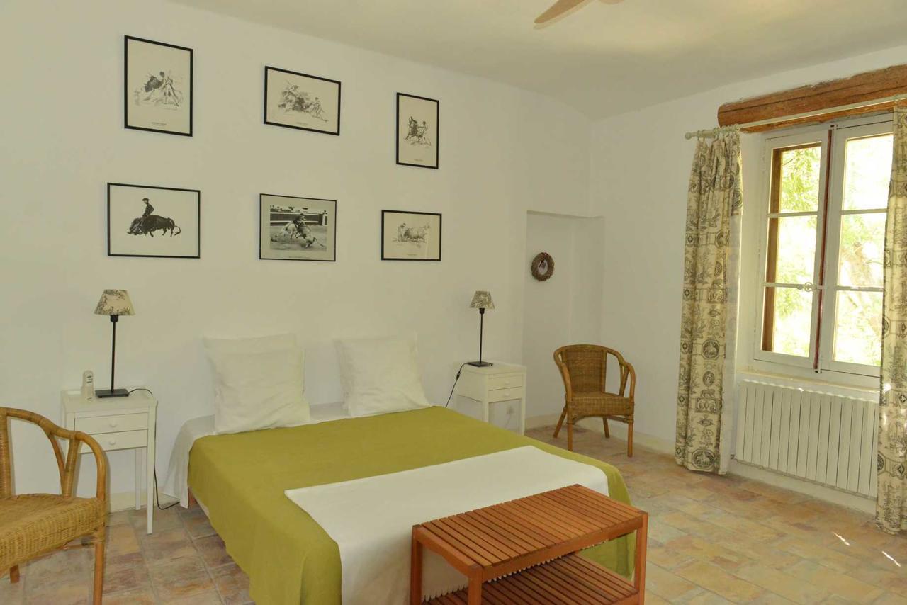 Appartement Mas du Notaire à Gallician Extérieur photo